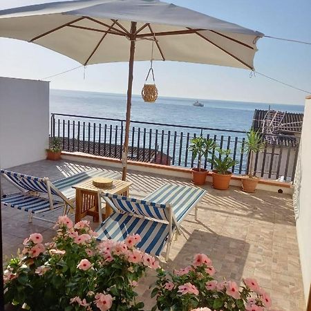 Vila Paradise Giardini Naxos Exteriér fotografie