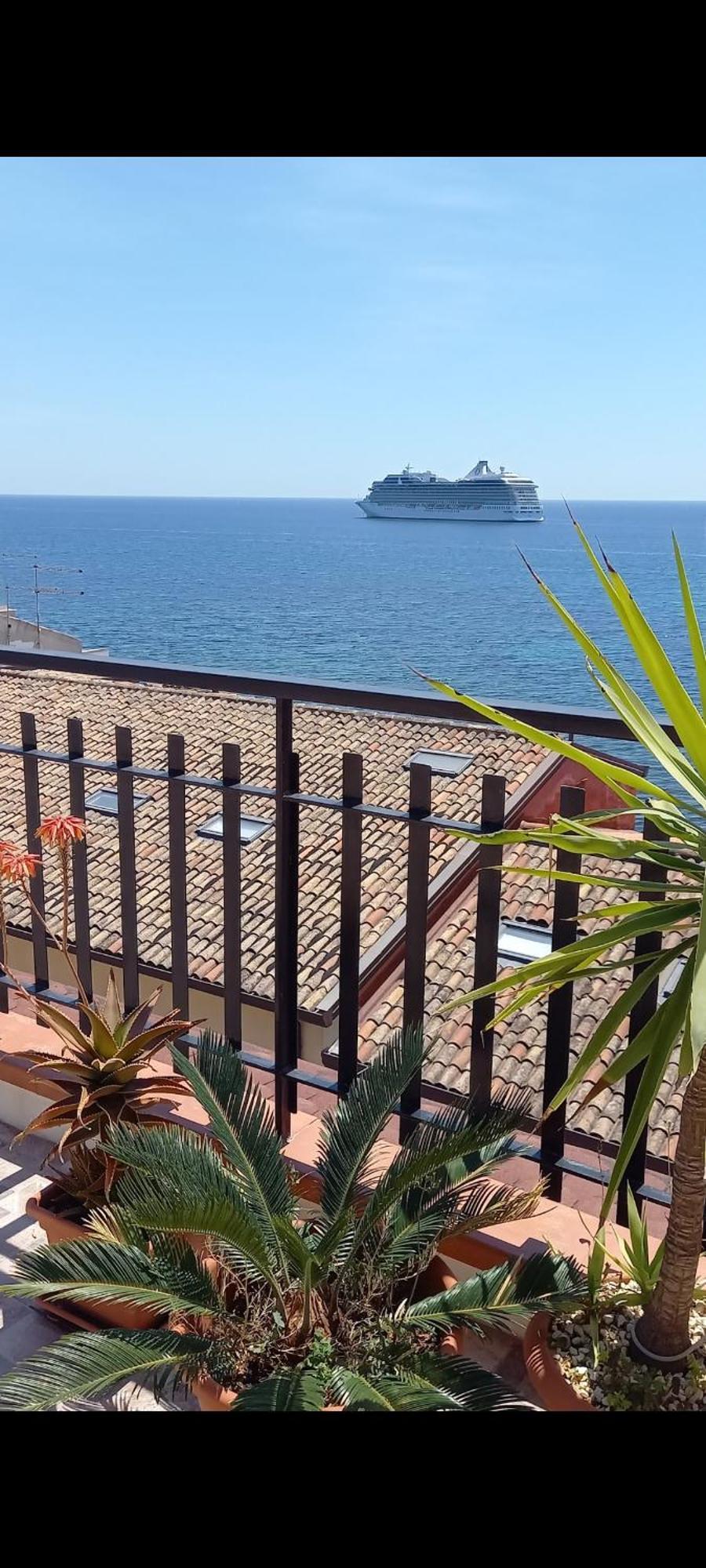 Vila Paradise Giardini Naxos Exteriér fotografie